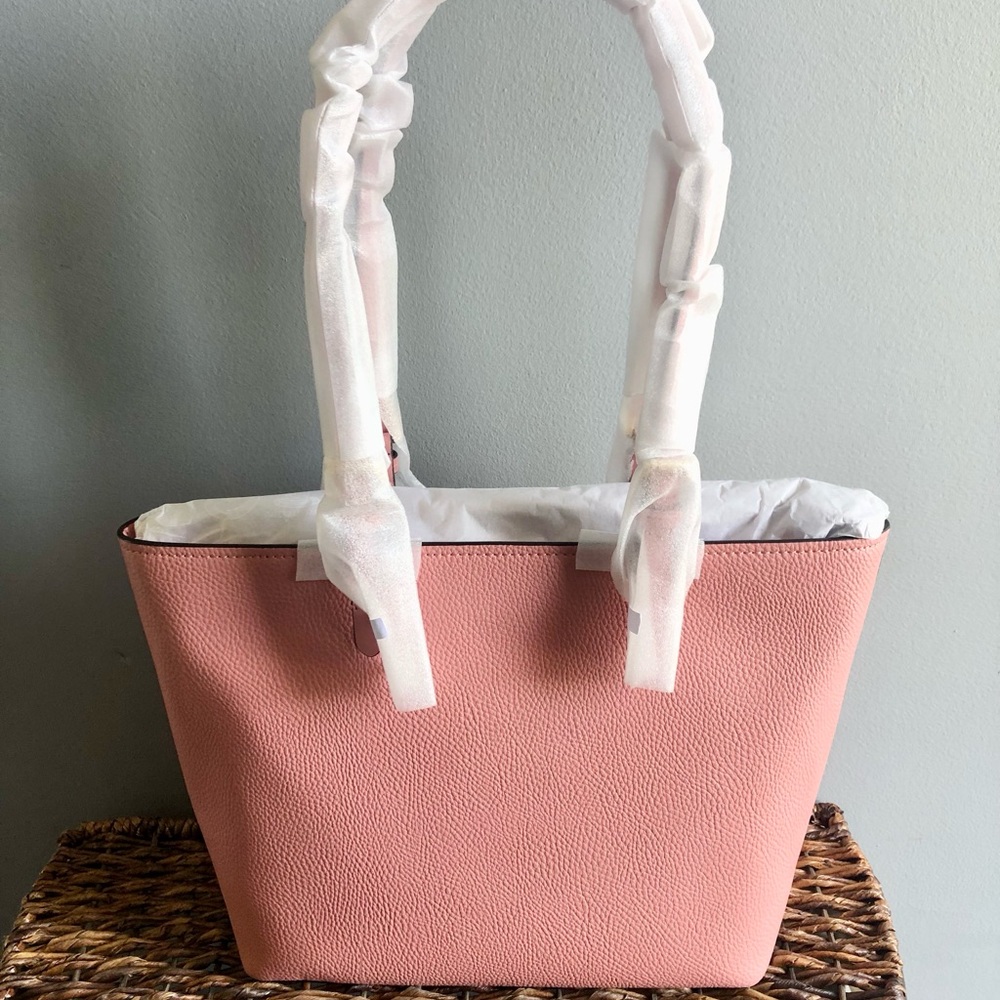 NWT Michael Kors Pink Leather Tote Bag - Picture 2 of 4